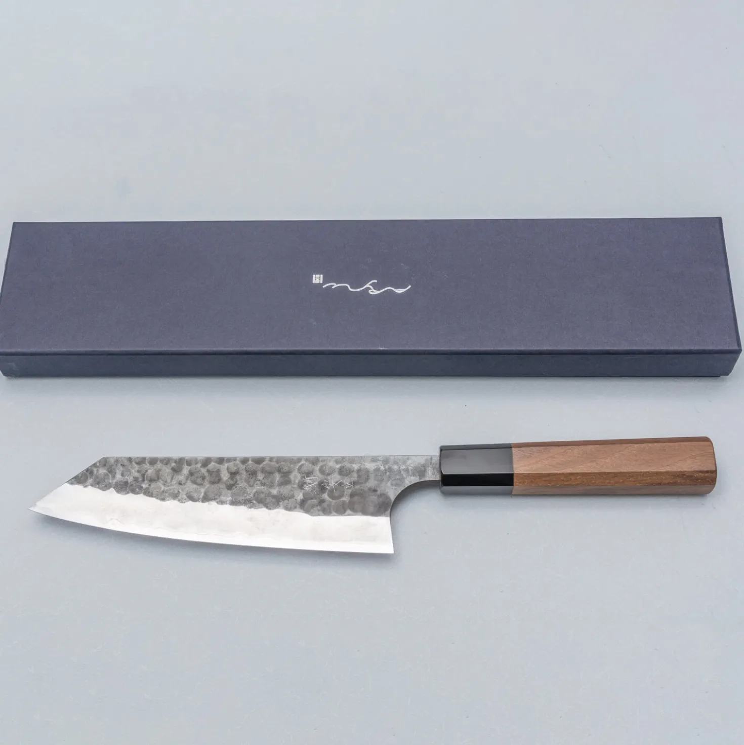Anryu Knives Aogami Super Walnut Bunka 17 cm
