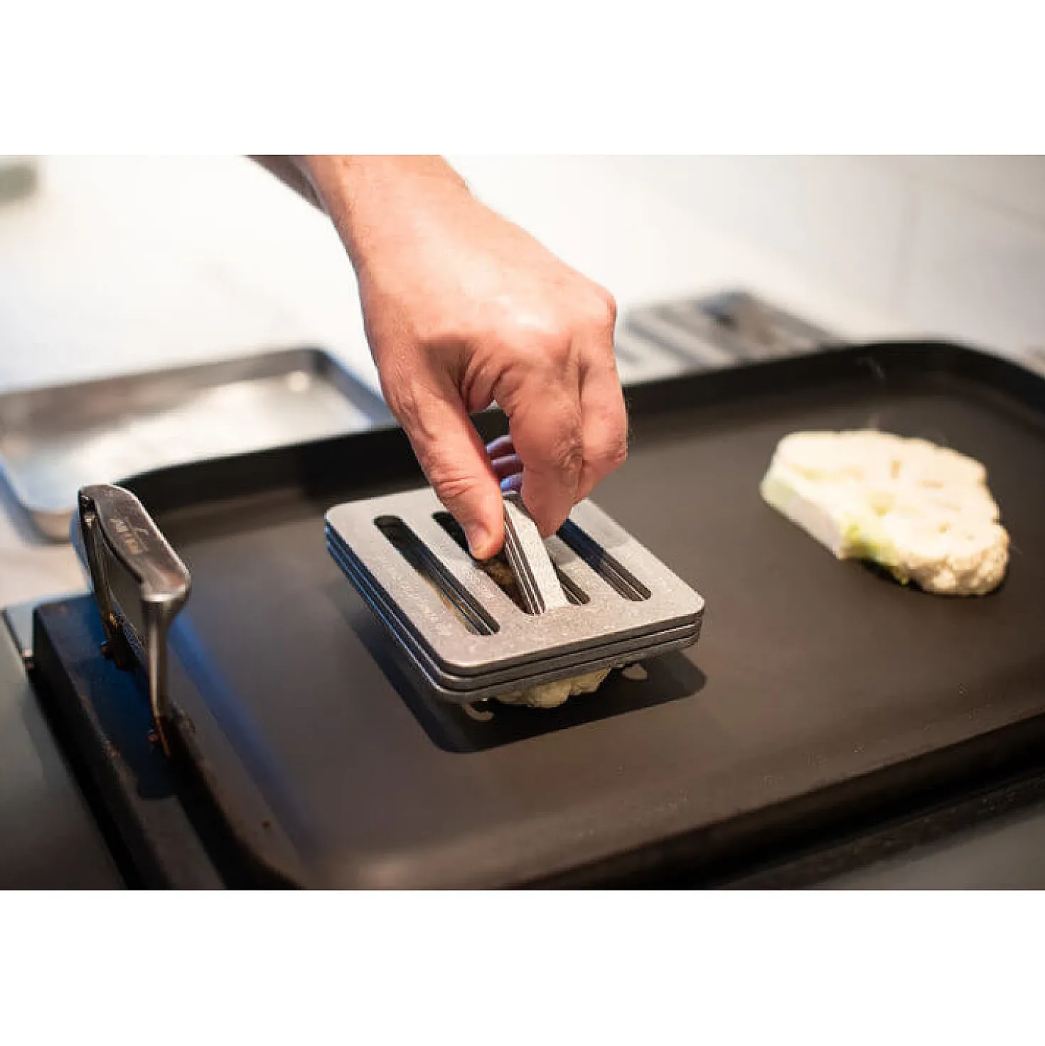 Chefs Press Professional 19 oz (0.51kg)