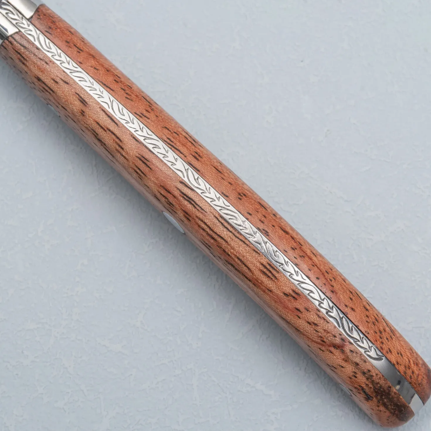 Claude Dozorme Laguiole Steakmessen Exotisch hout