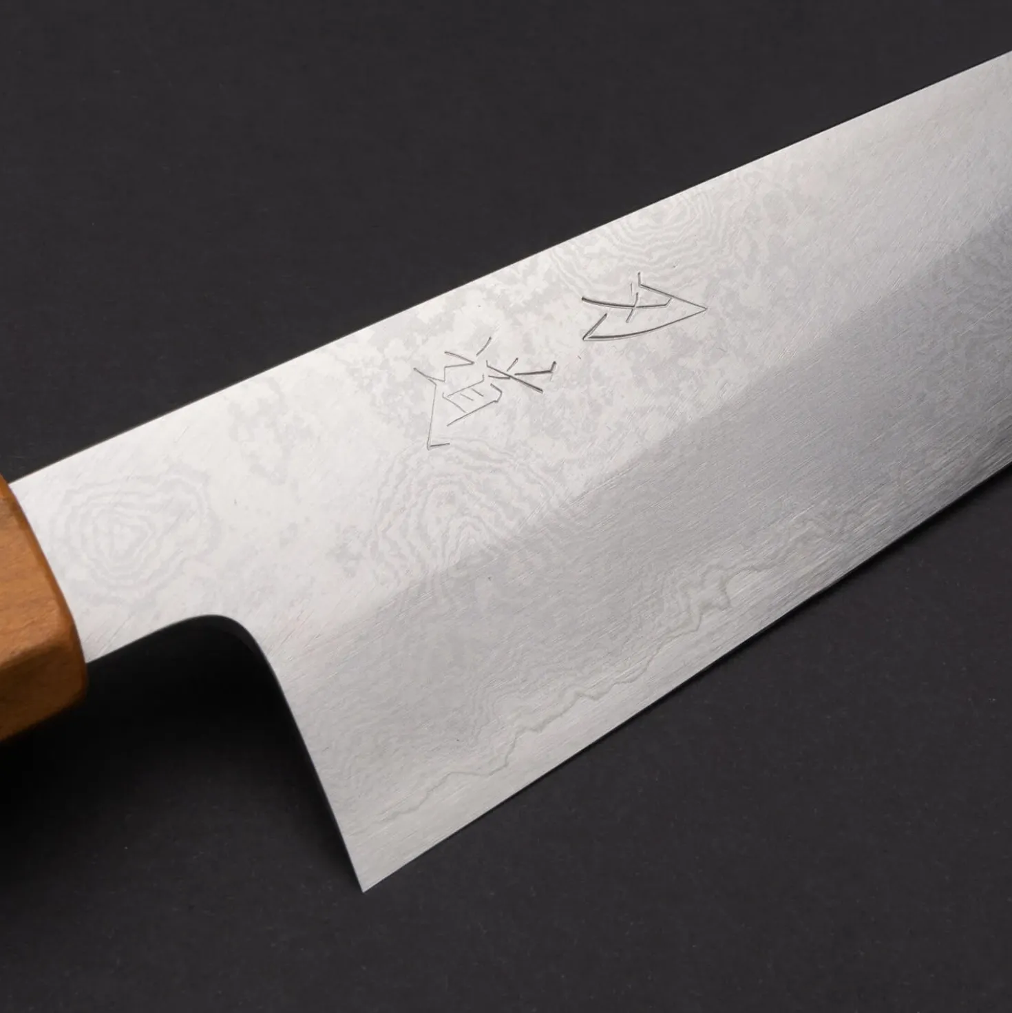 Hado Ginsan Damast Cherry Santoku K-tip