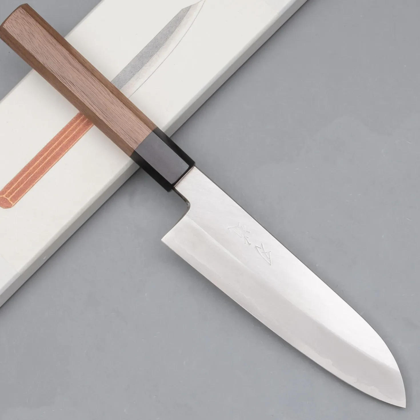 Hado Ginsan Santoku 18 cm