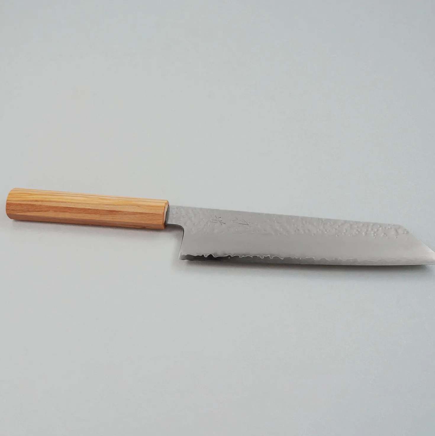 Hado Shiosai VG10 Olive Wood Kiritsuke Gyuto 21 cm
