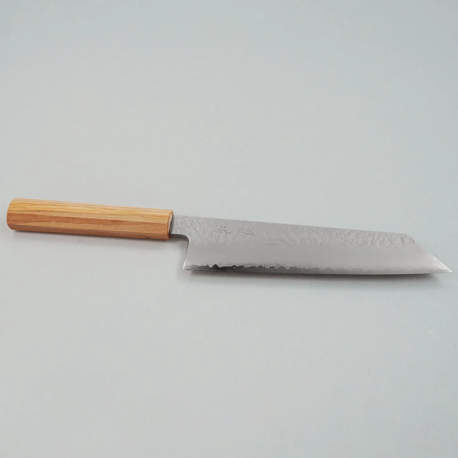 Hado Shiosai VG10 Olive Wood Kiritsuke Gyuto 21 cm