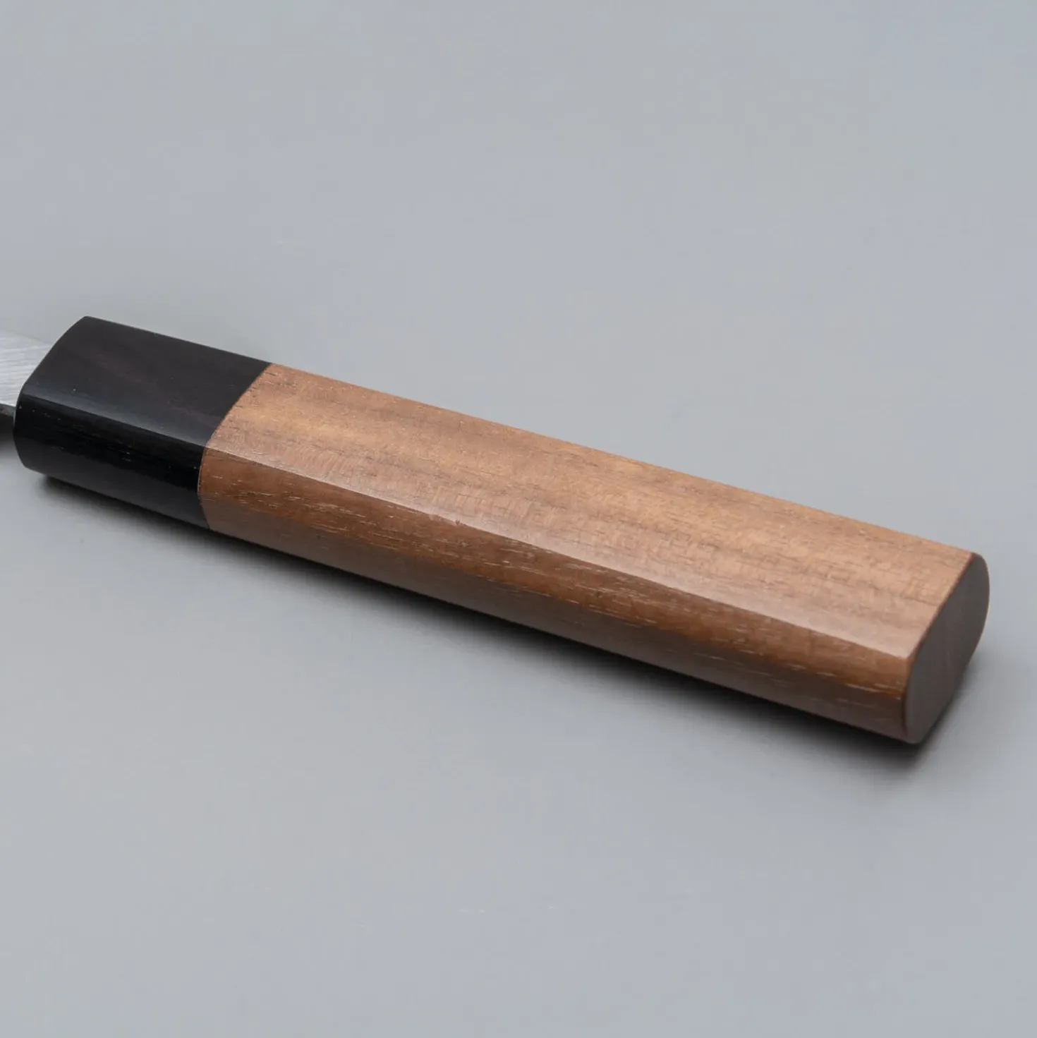 Hado Shiro Petty
