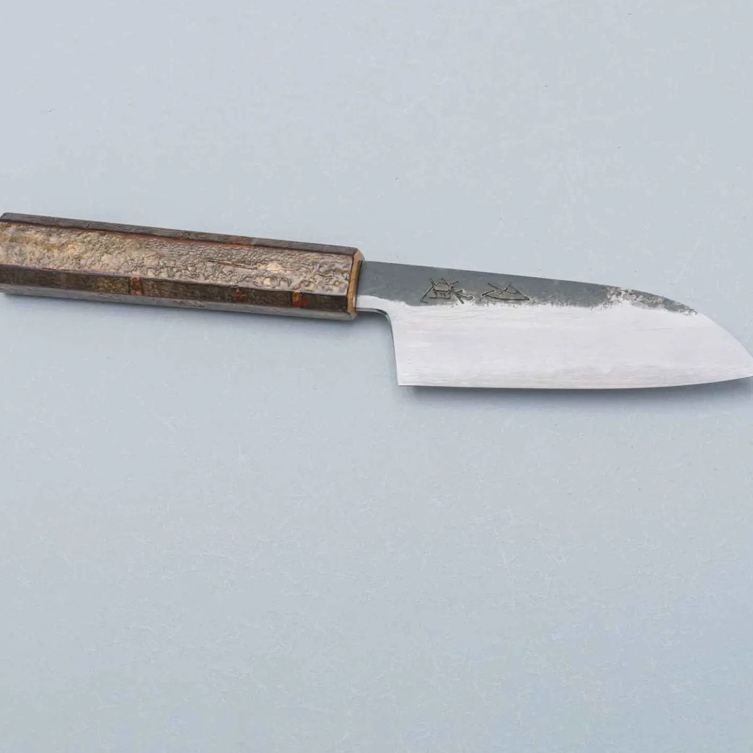 Hado Sumi Cherry Bark Santoku 11 cm