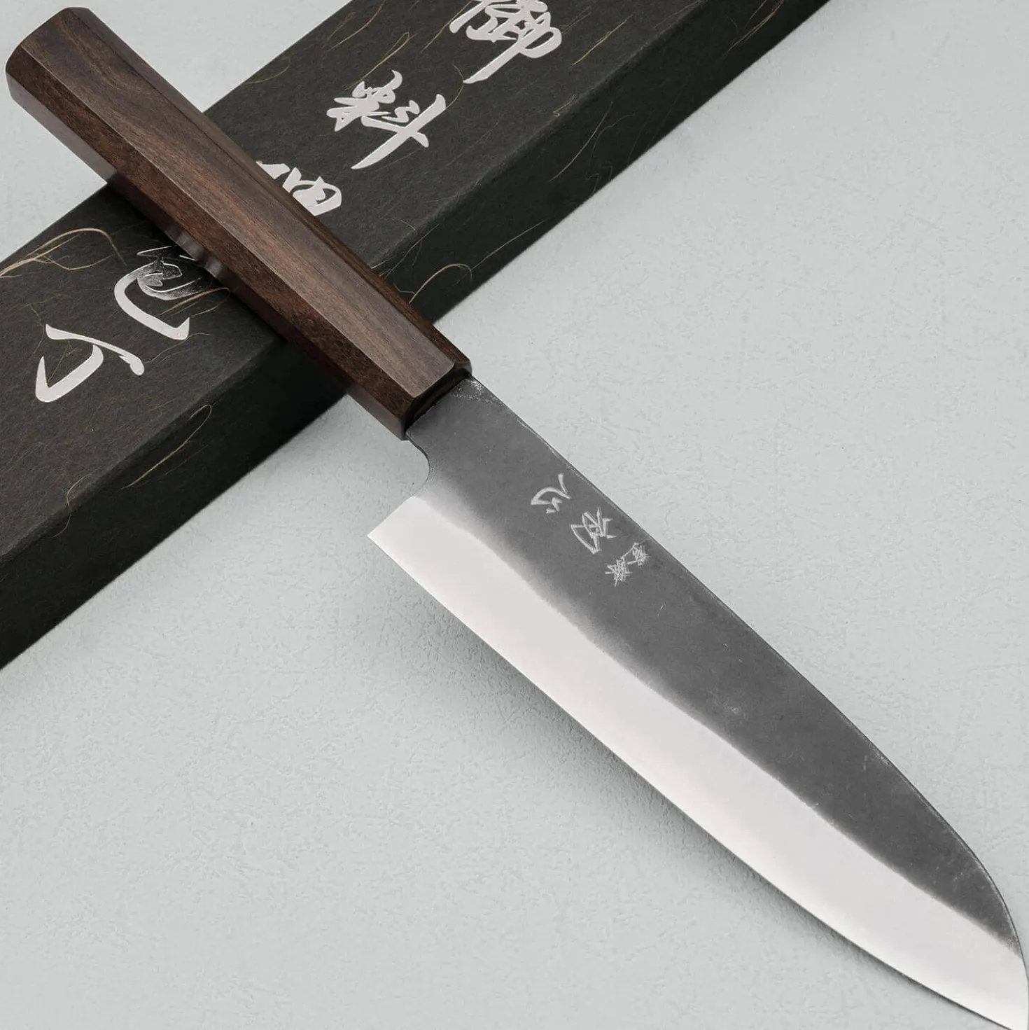 Hatsukokoro Aokitae Aogami #2 Santoku 18 cm