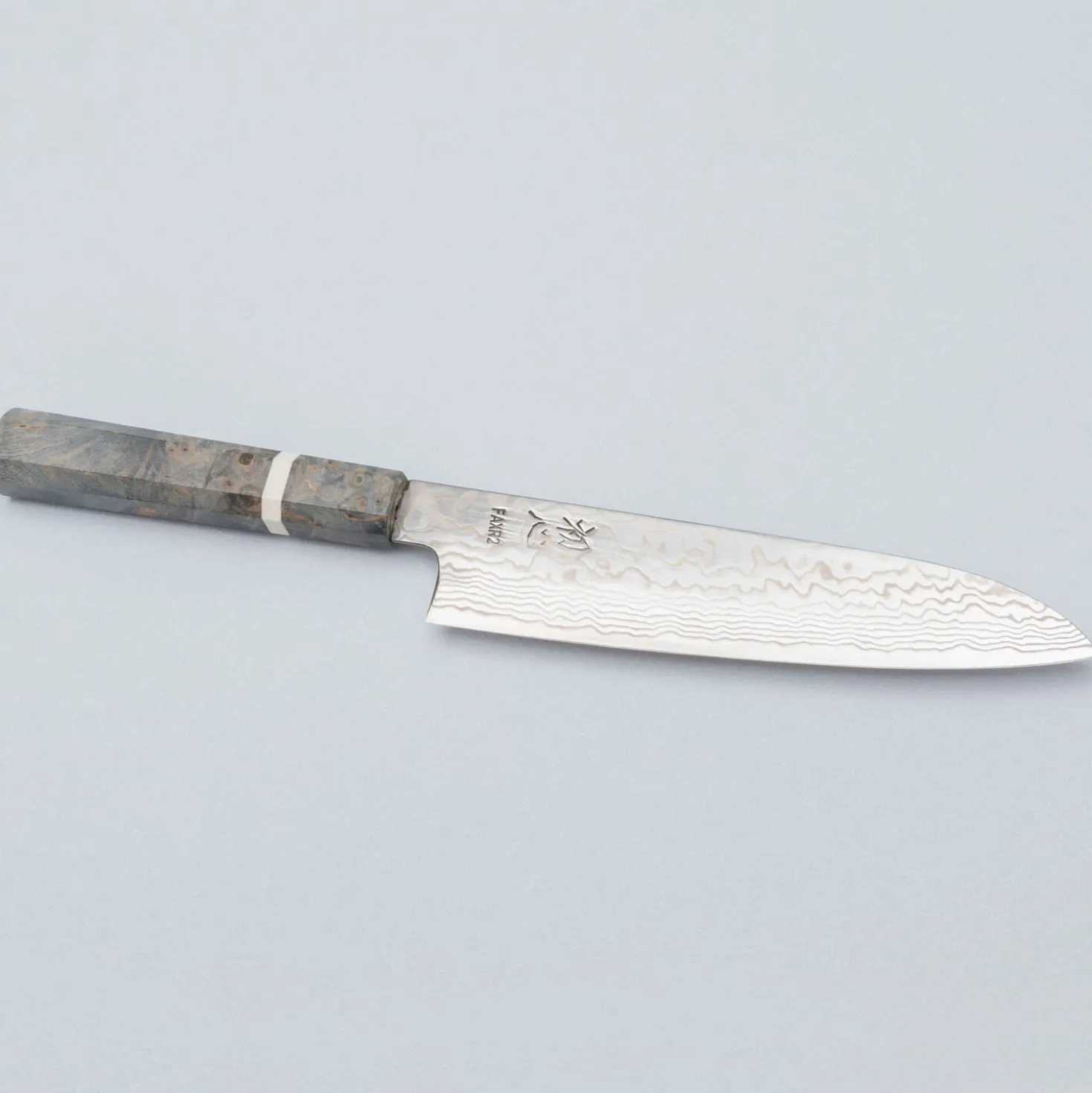 Hatsukokoro FAXR2 Damast Santoku 17 cm