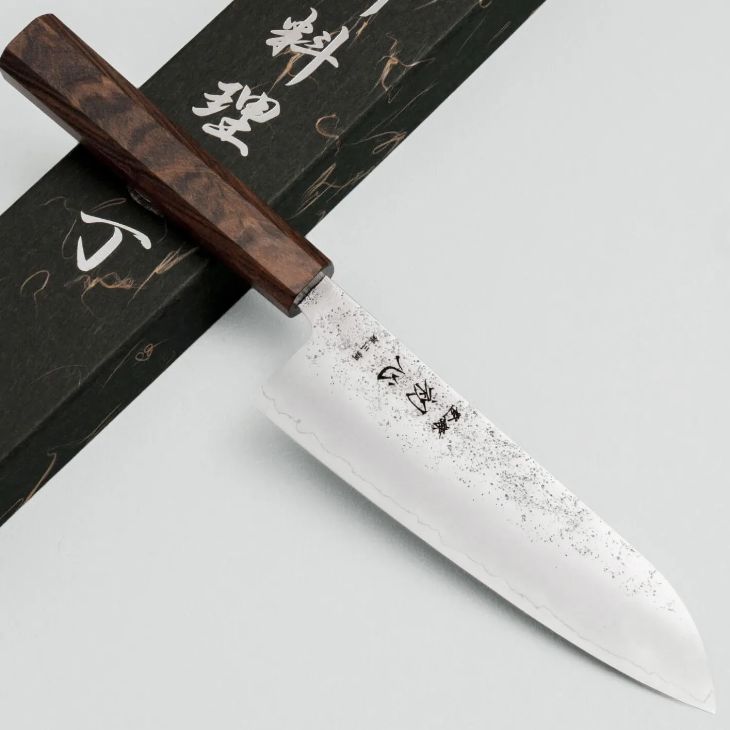 Hatsukokoro Ginrei Ginsan Bubinga Santoku 17 cm