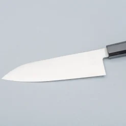 Hatsukokoro Hayabusa Ginsan Santoku 17 cm