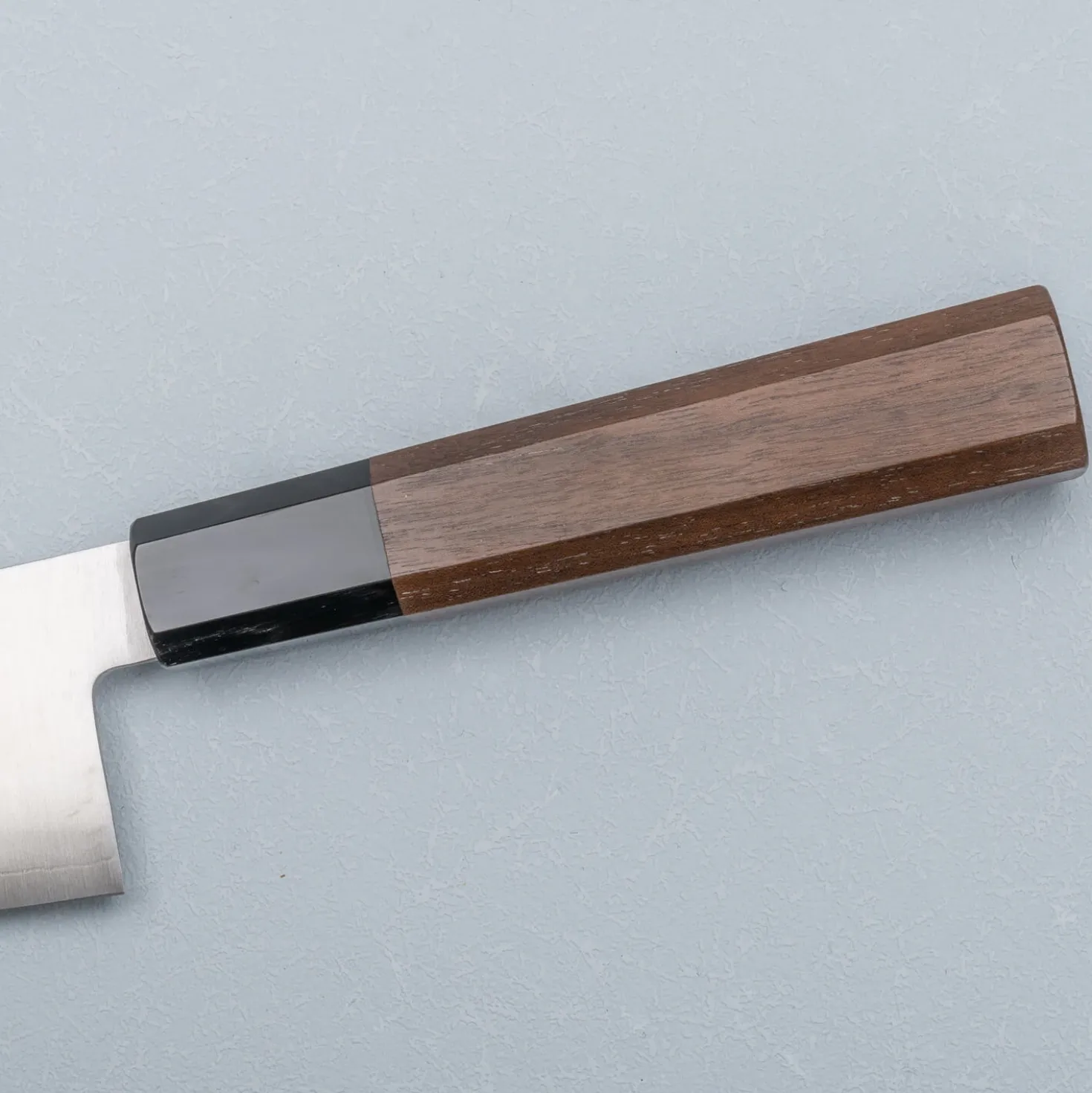 Hatsukokoro Hayabusa Ginsan Santoku 17 cm