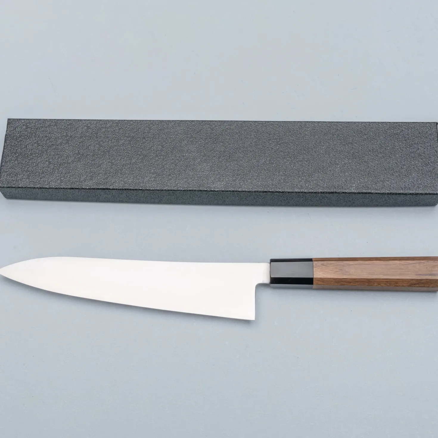 Hatsukokoro Hayabusa Ginsan Gyuto 21 cm