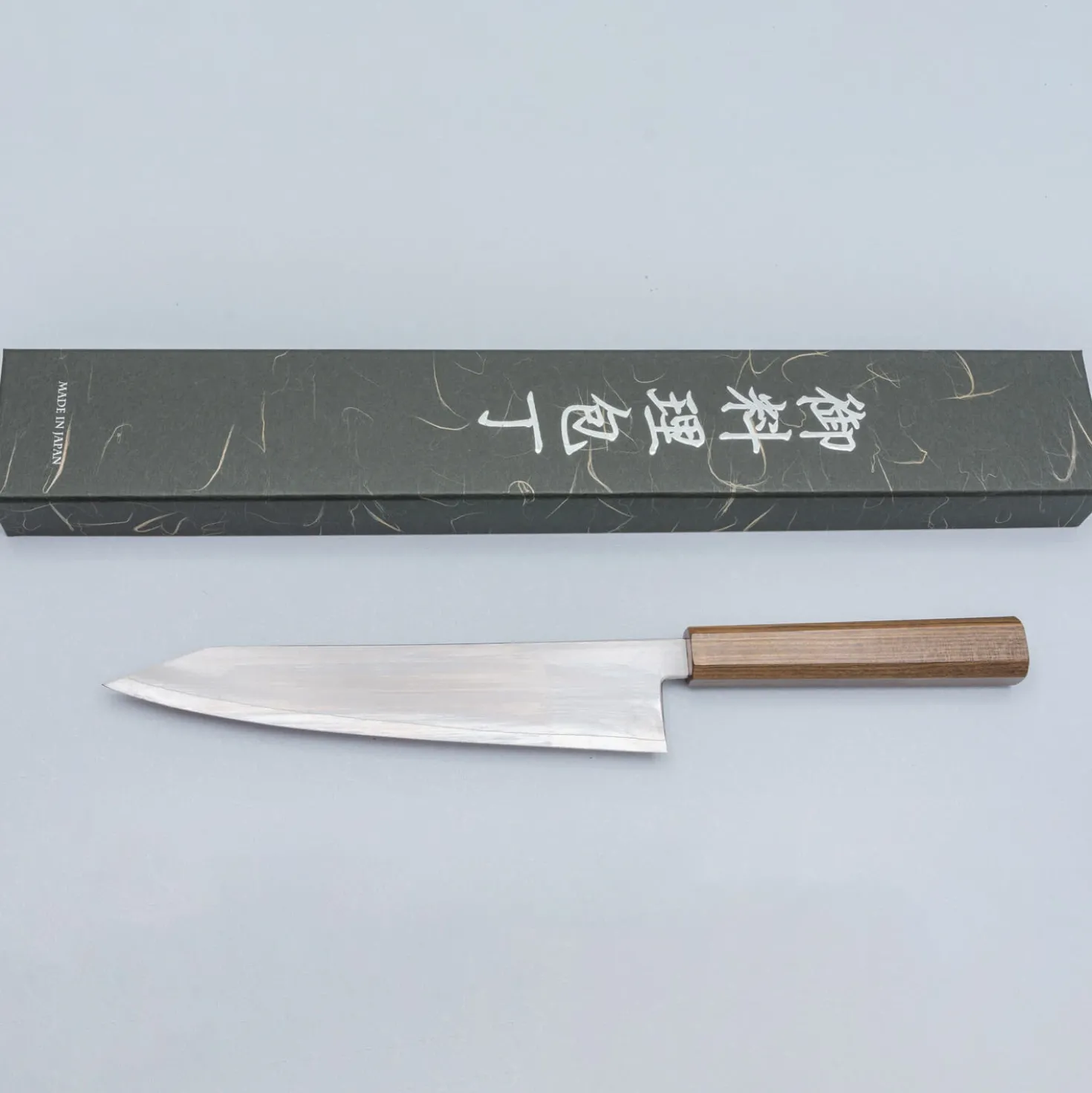 Hatsukokoro Hayabusa Ginsan Bubinga Kiritsuke 21 cm