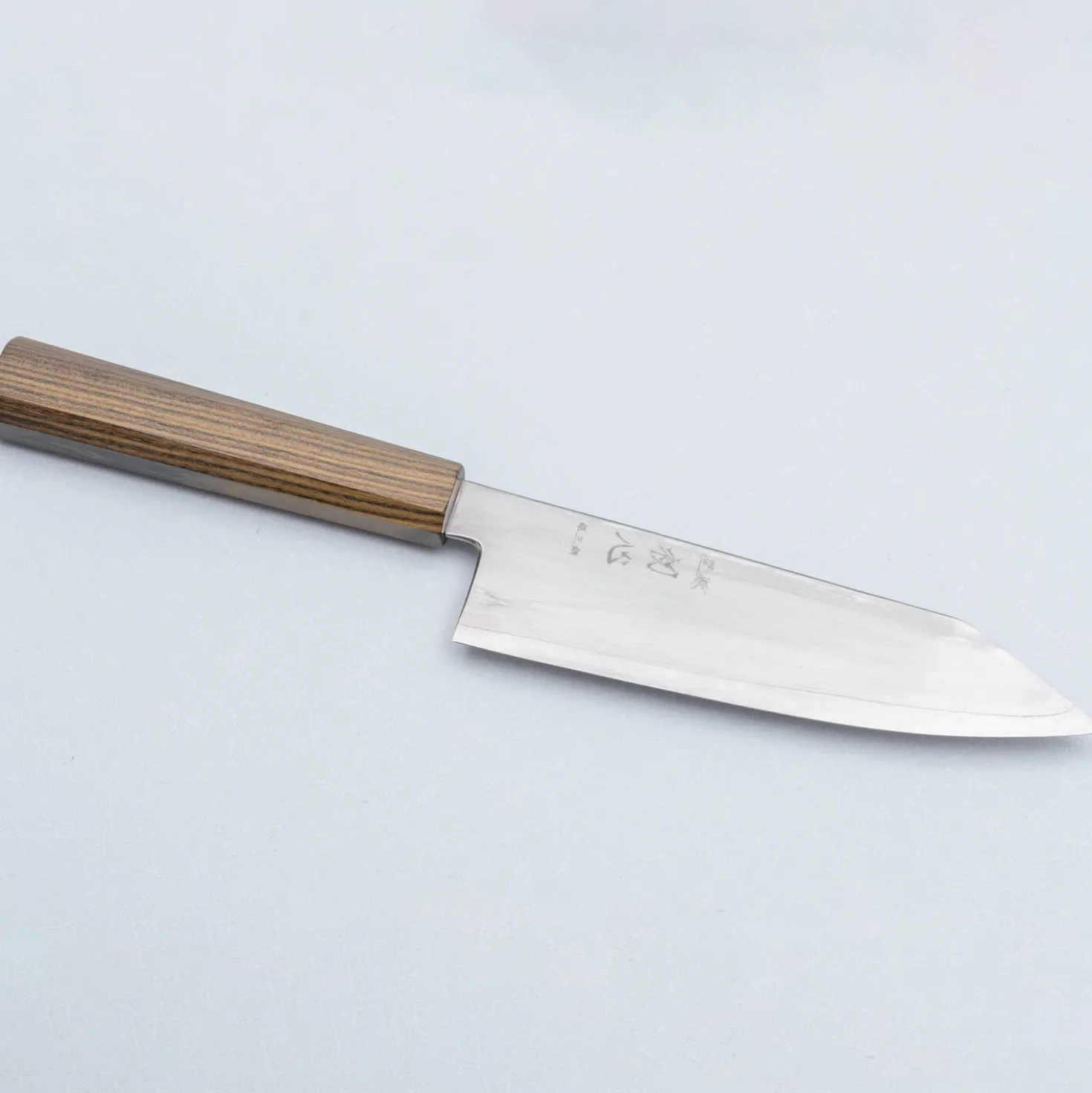 Hatsukokoro Hayabusa Ginsan Bubinga Bunka 17 cm