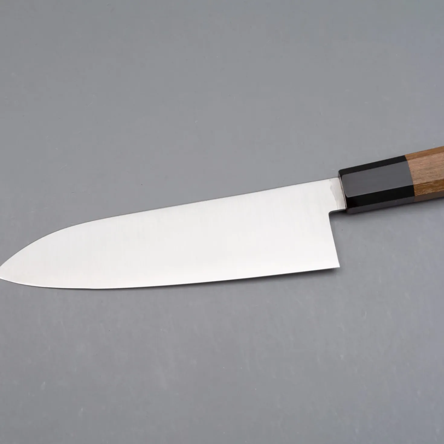 Hatsukokoro Hayabusa SG2 Santoku 18 cm