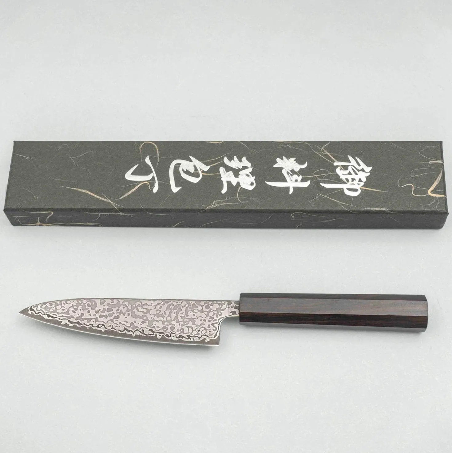 Hatsukokoro Hikari SLD Damast Ebony Petty 13 cm