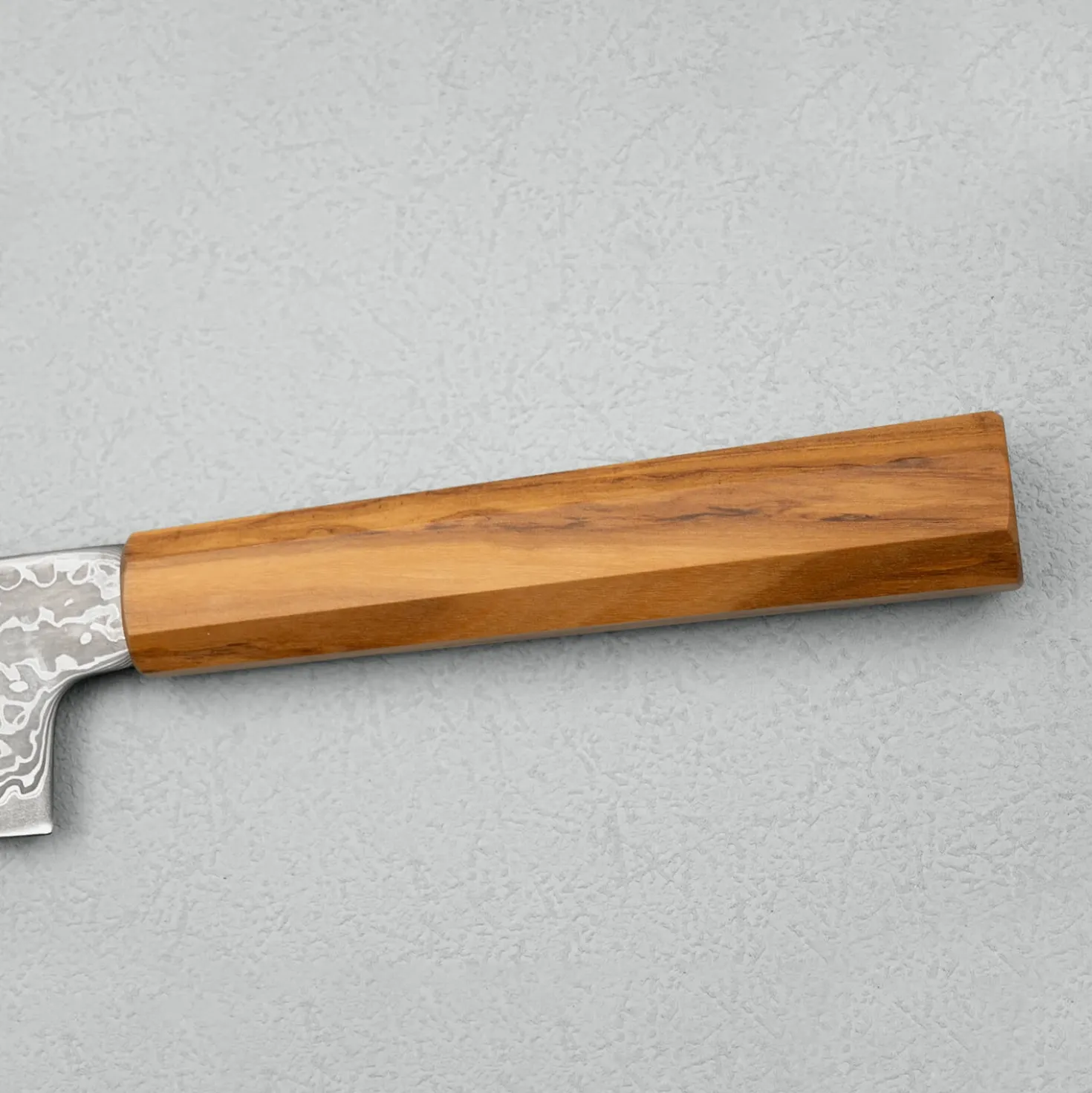 Hatsukokoro Hikari SLD Damast Olive Ko-Santoku 15 cm