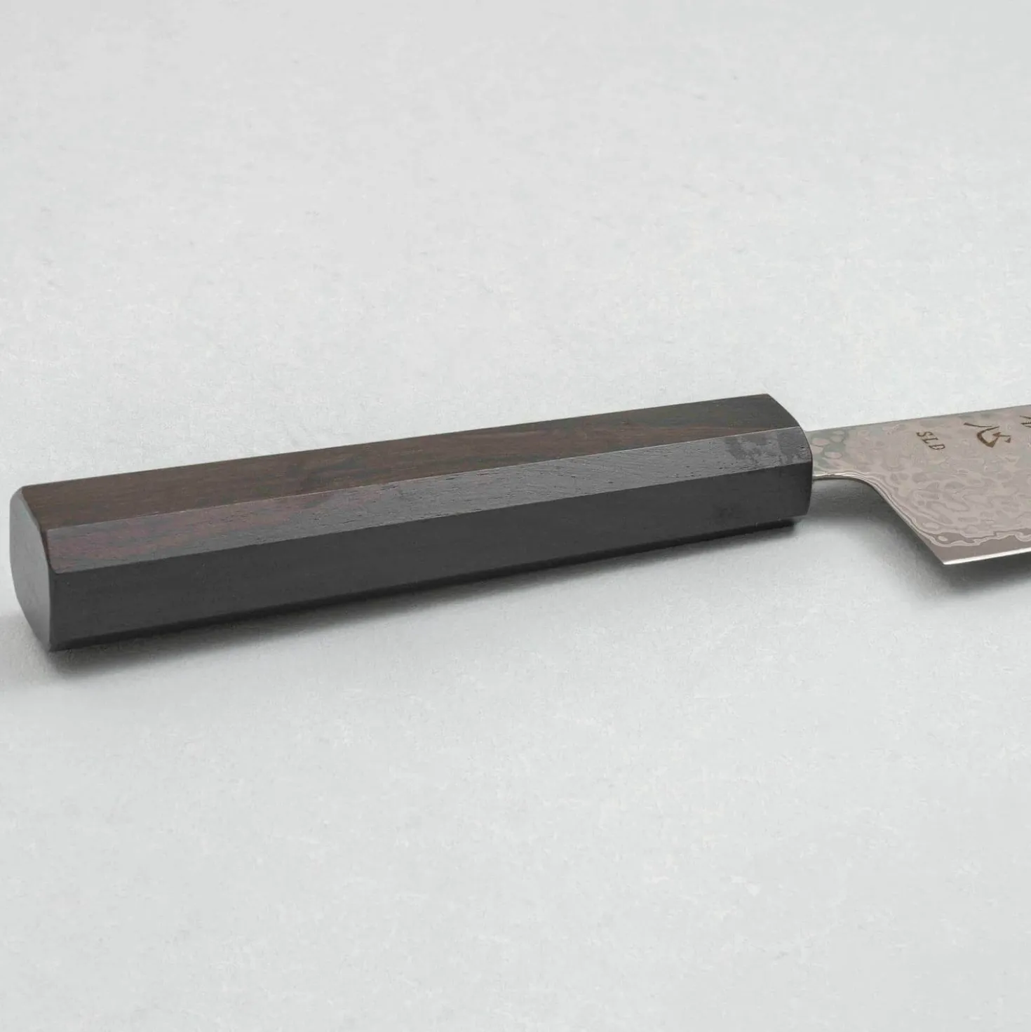 Hatsukokoro Hikari SLD Damast Ebony Santoku 17cm
