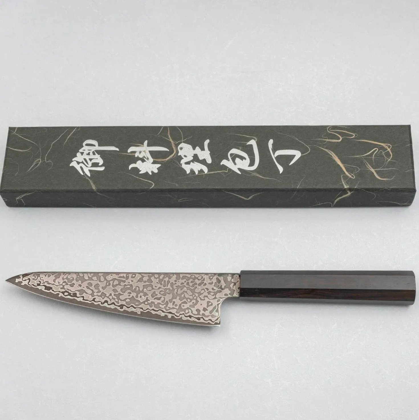 Hatsukokoro Hikari SLD Damast Ebony Ko-Santoku 15 cm