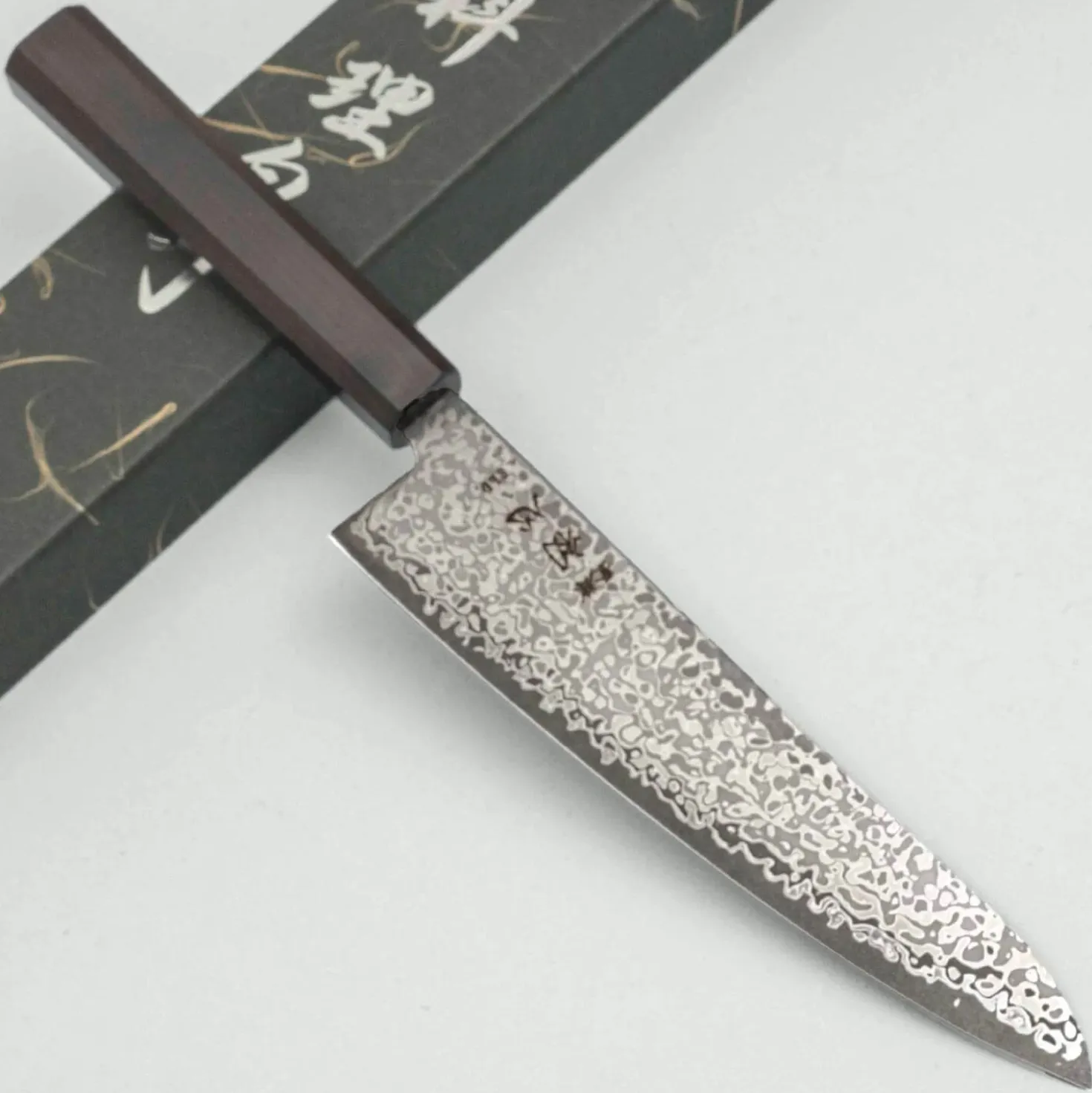 Hatsukokoro Hikari SLD Damast Ebony Gyuto 19.5 cm