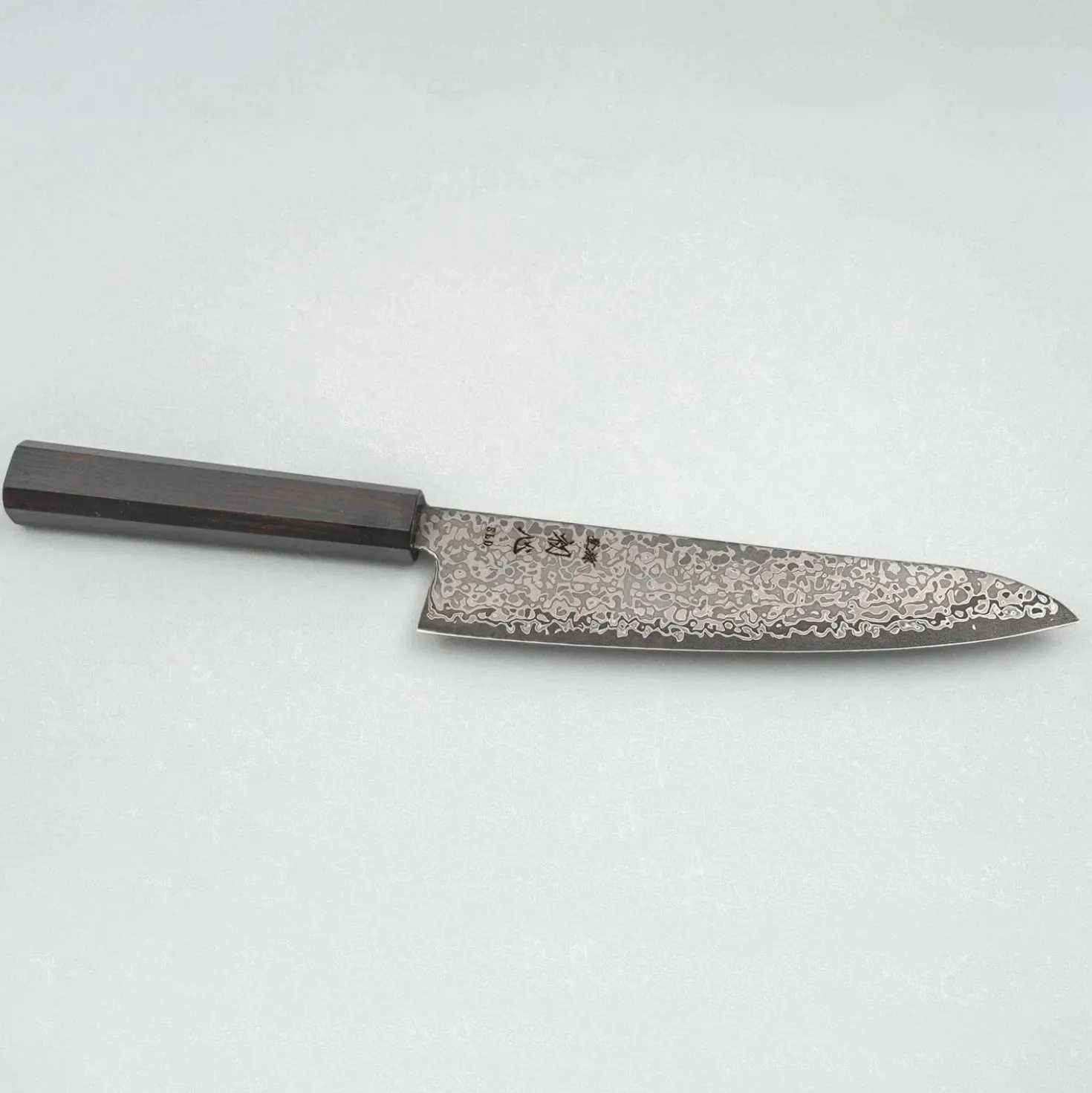 Hatsukokoro Hikari SLD Damast Ebony Gyuto 19.5 cm