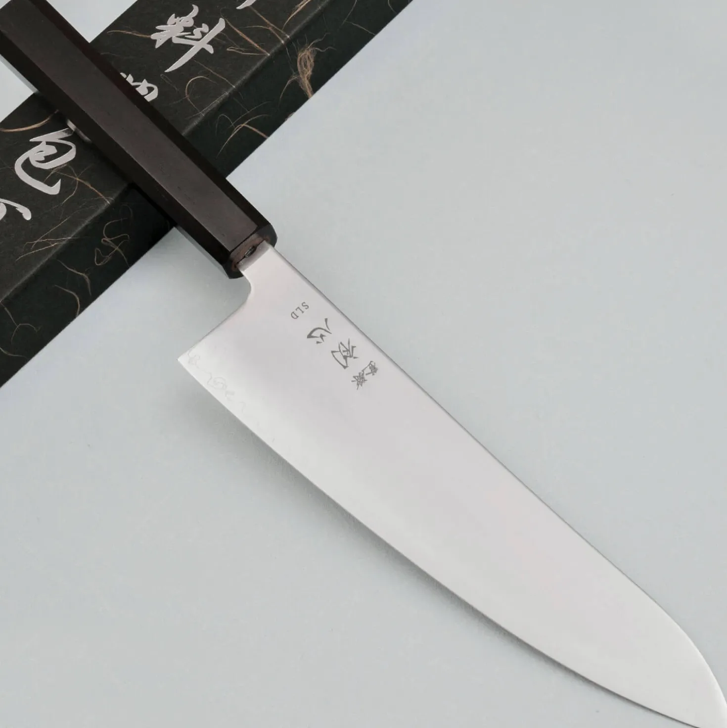 Hatsukokoro Hikari SLD Ebony Gyuto 21 cm
