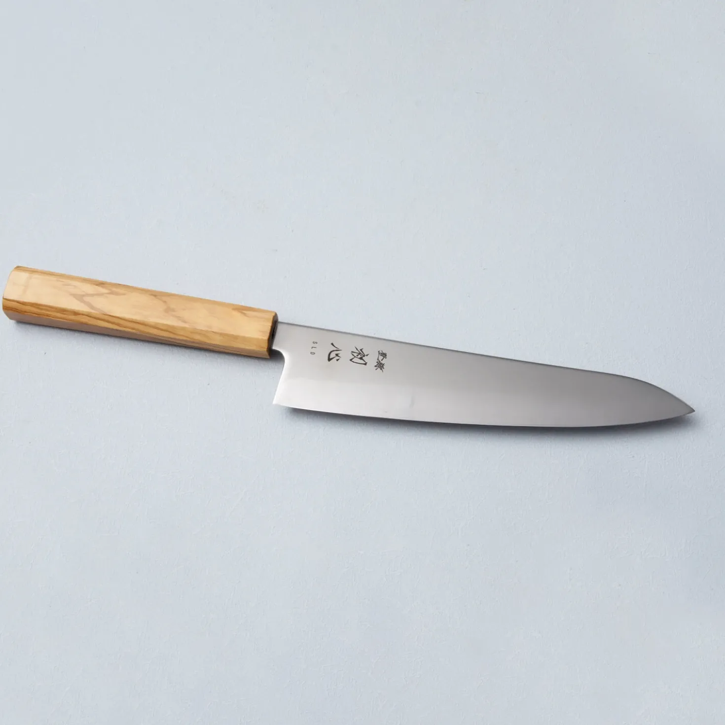 Hatsukokoro Hikari SLD Olive Gyuto 19.5 cm