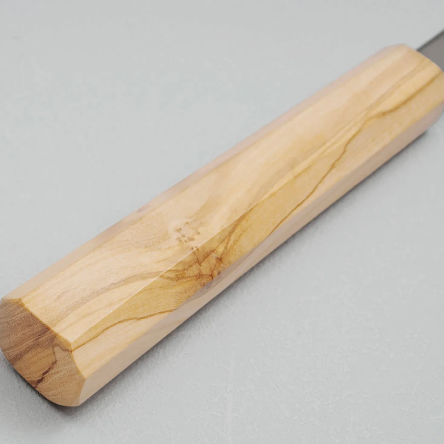 Hatsukokoro Hikari SLD Olive Gyuto 21 cm
