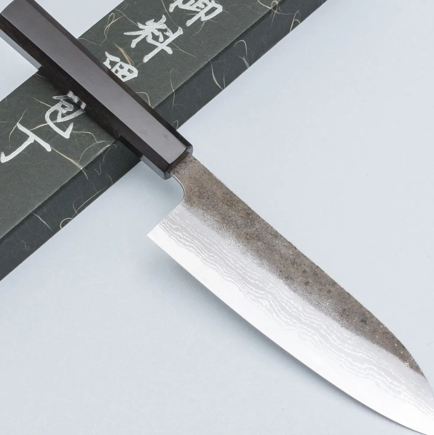 Hatsukokoro Inazuma Aogami Damascus Super Santoku
