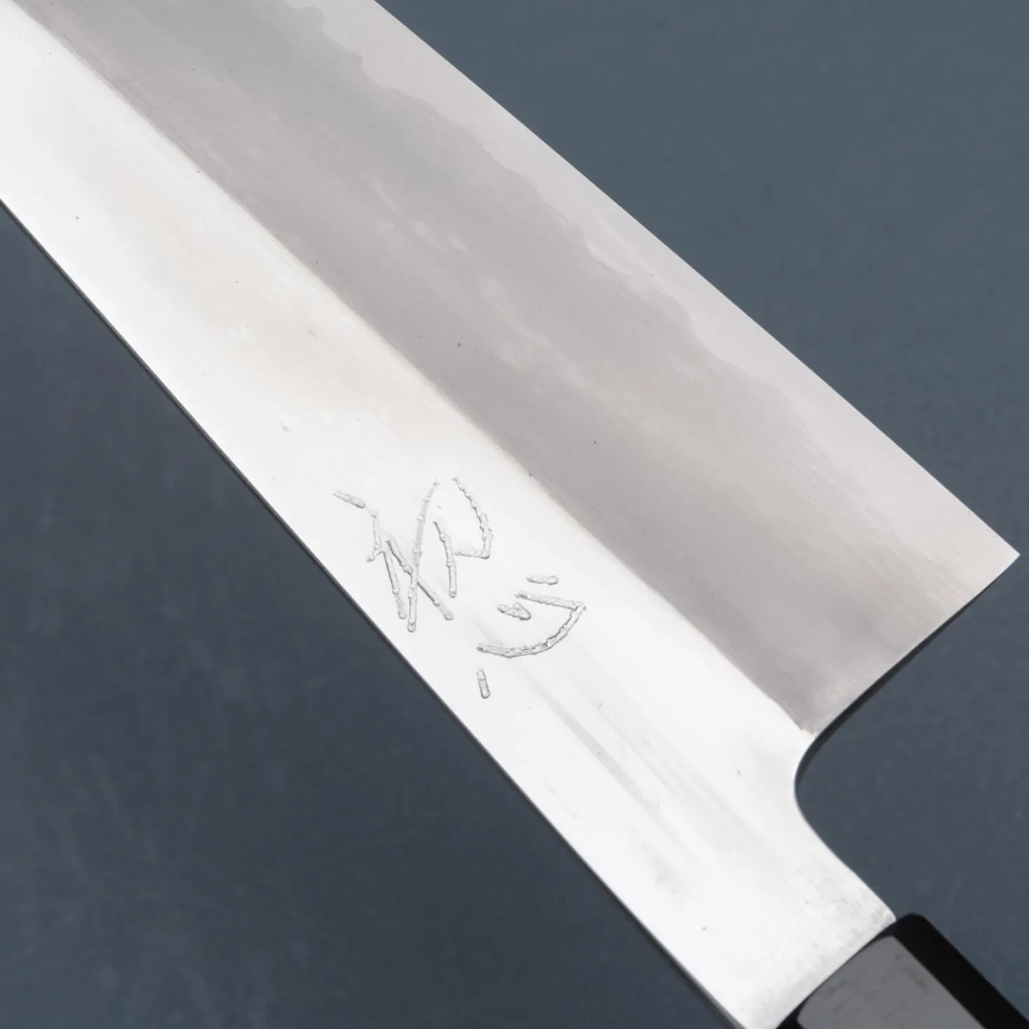 Hatsukokoro Komorebi Aogami 2 Walnut Gyuto 21 cm