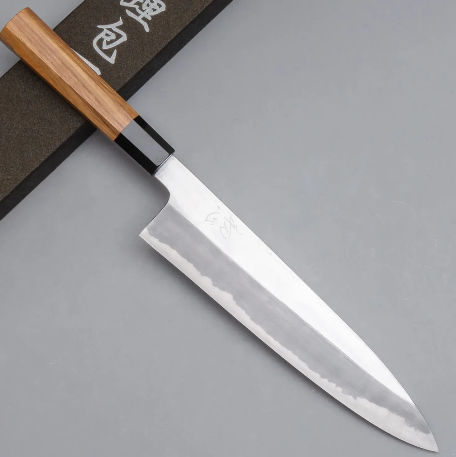 Hatsukokoro Komorebi Aogami 2 Gyuto 24 cm