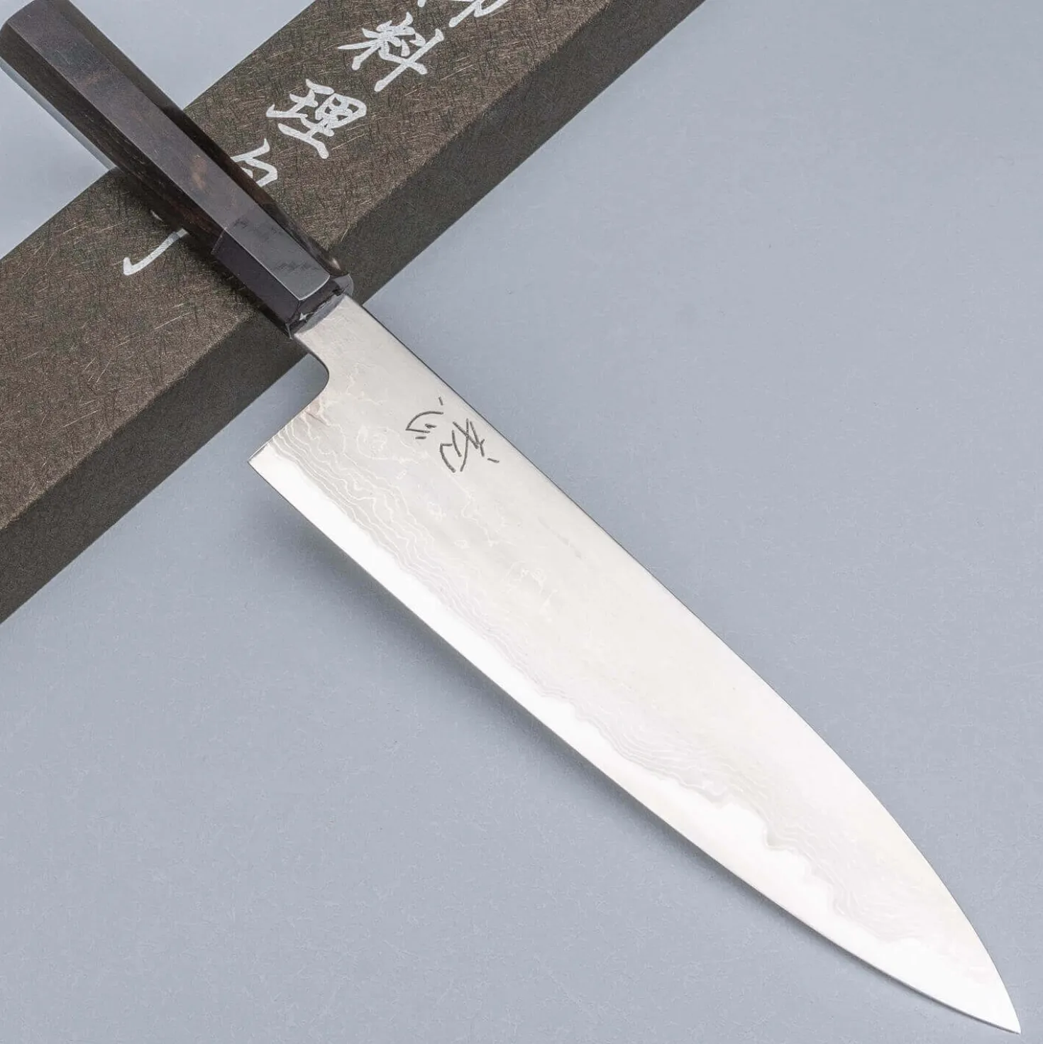 Hatsukokoro Komorebi Aogami 1 Damast Gyuto 24 cm
