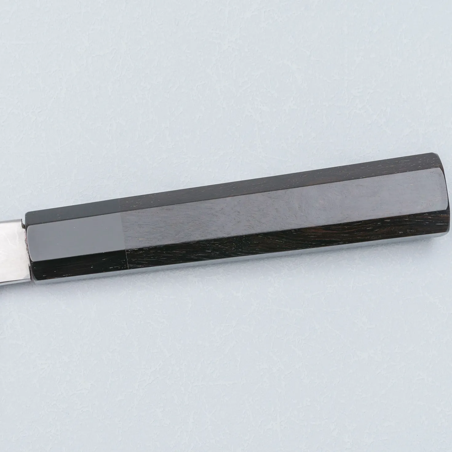 Hatsukokoro Komorebi Aogami 1 Damast Ebony Gyuto 21 cm