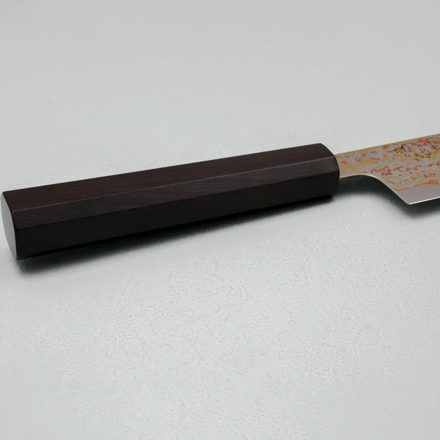 Hatsukokoro Kujaku V-Toku 2 Rainbow Damast Santoku