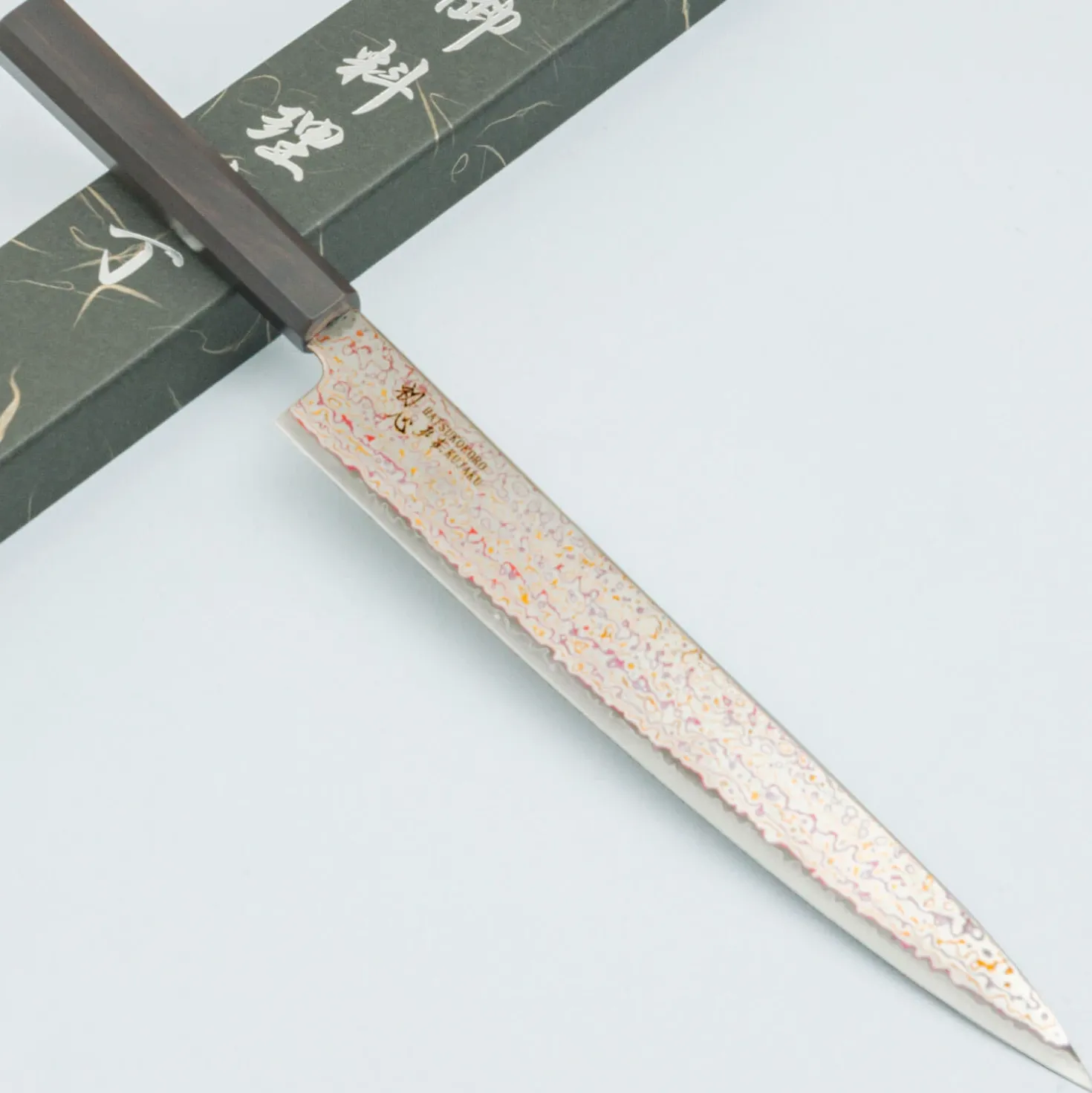 Hatsukokoro Kujaku V-Toku 2 Rainbow Damast Sujihiki 27 cm