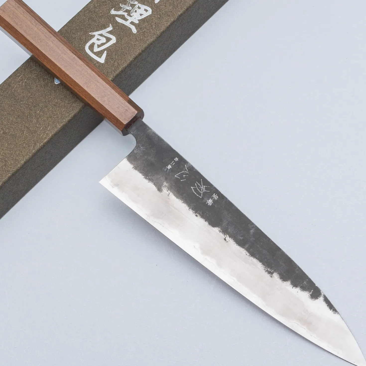 Hatsukokoro Kurokaze Shiro #2 Bubinga Wide Gyuto 21 cm