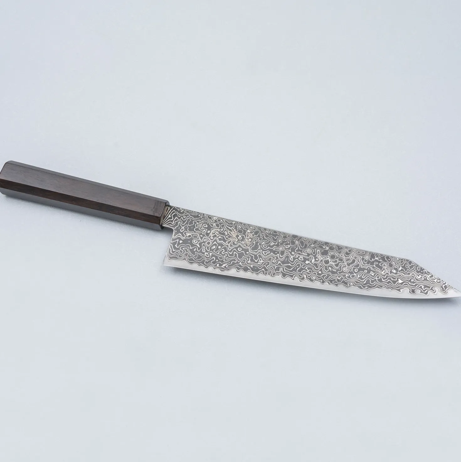Hatsukokoro Ryuhyo Kurozome SG2 Damast Kiritsuke 21 cm