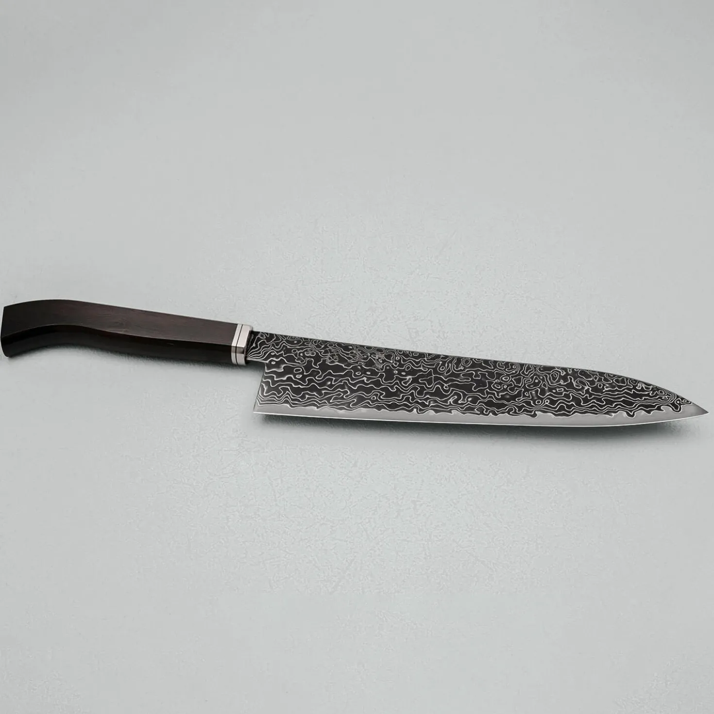 Hatsukokoro Ryuhyo Kurozome SG2 Damast Curved Ebony Gyuto 21 cm