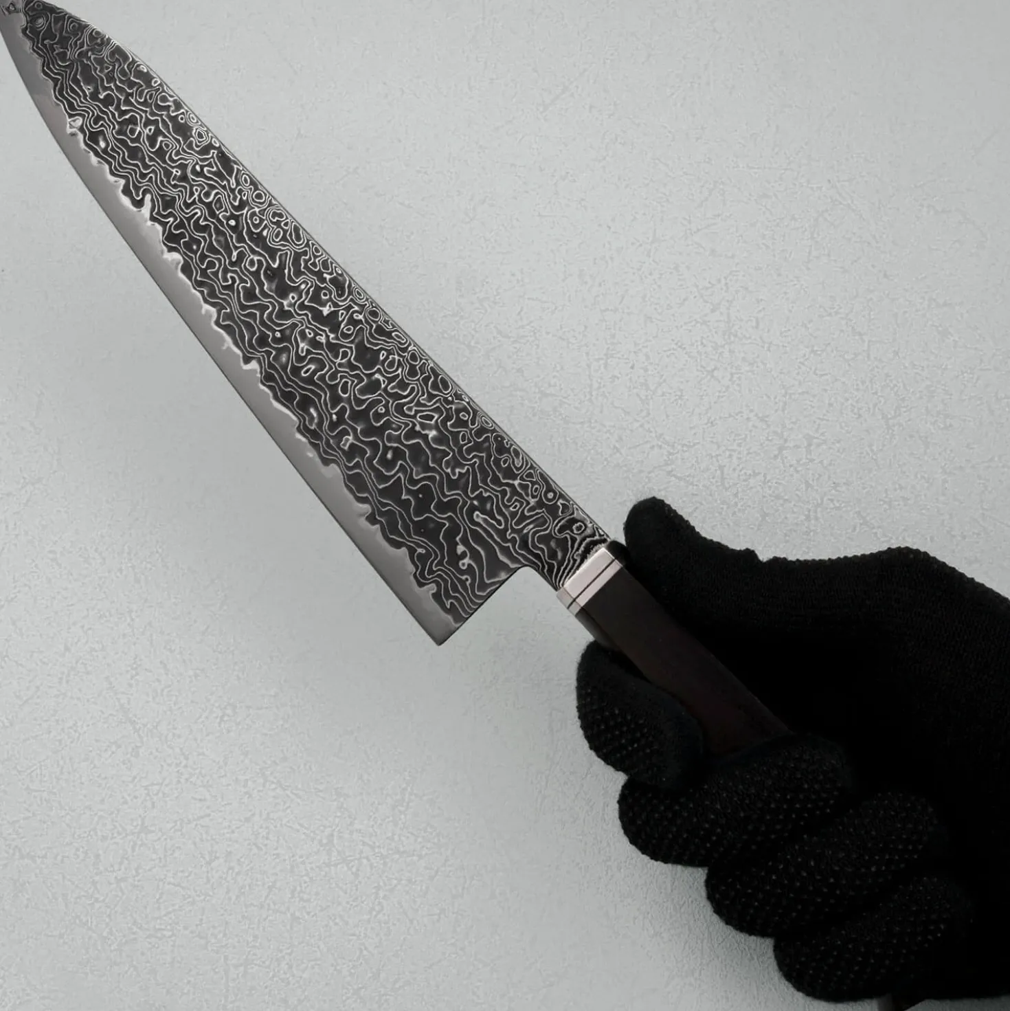 Hatsukokoro Ryuhyo Kurozome SG2 Damast Curved Ebony Gyuto 21 cm