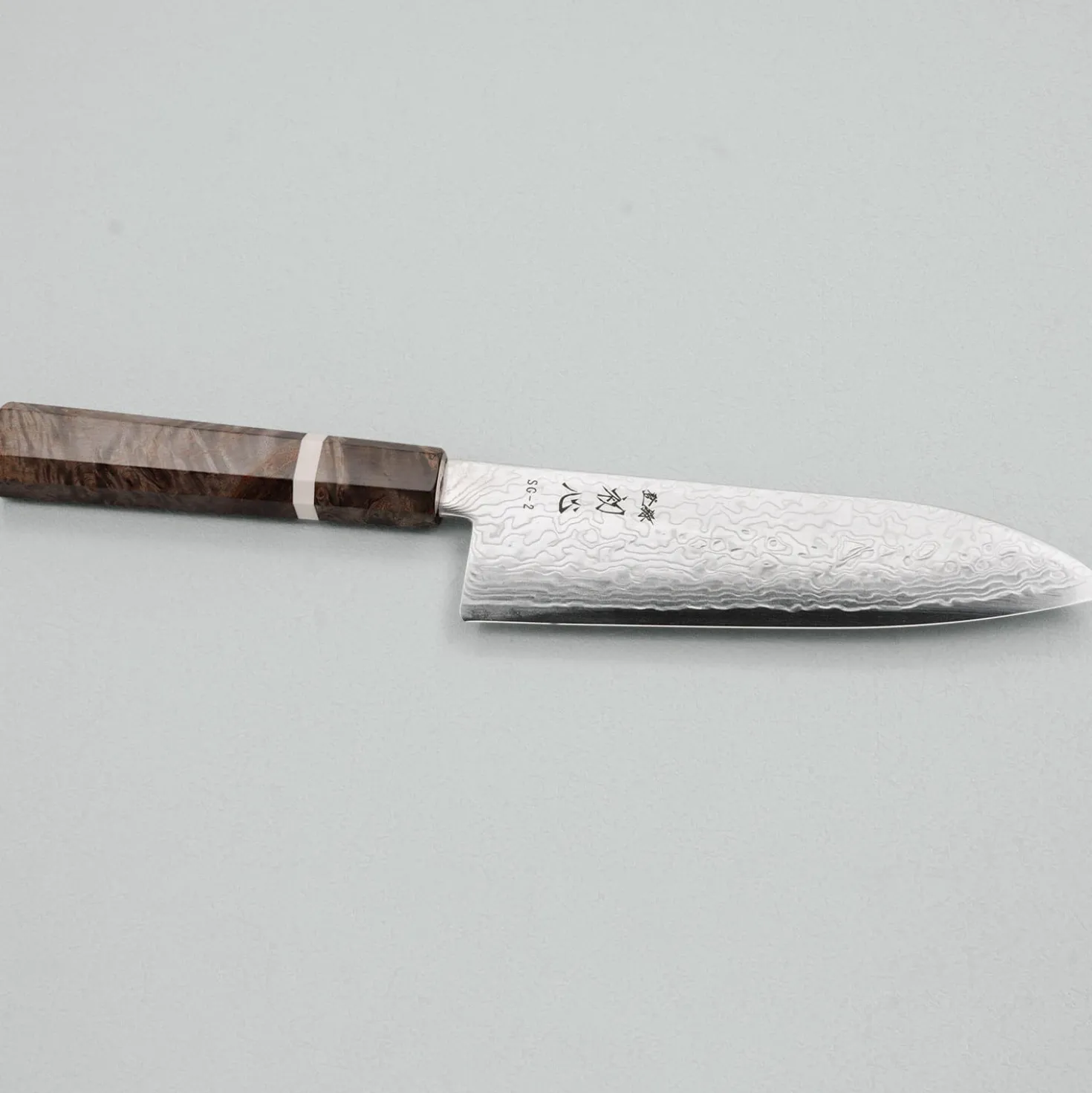 Hatsukokoro Ryuhyo SG2 Damast Birch Santoku 18 cm