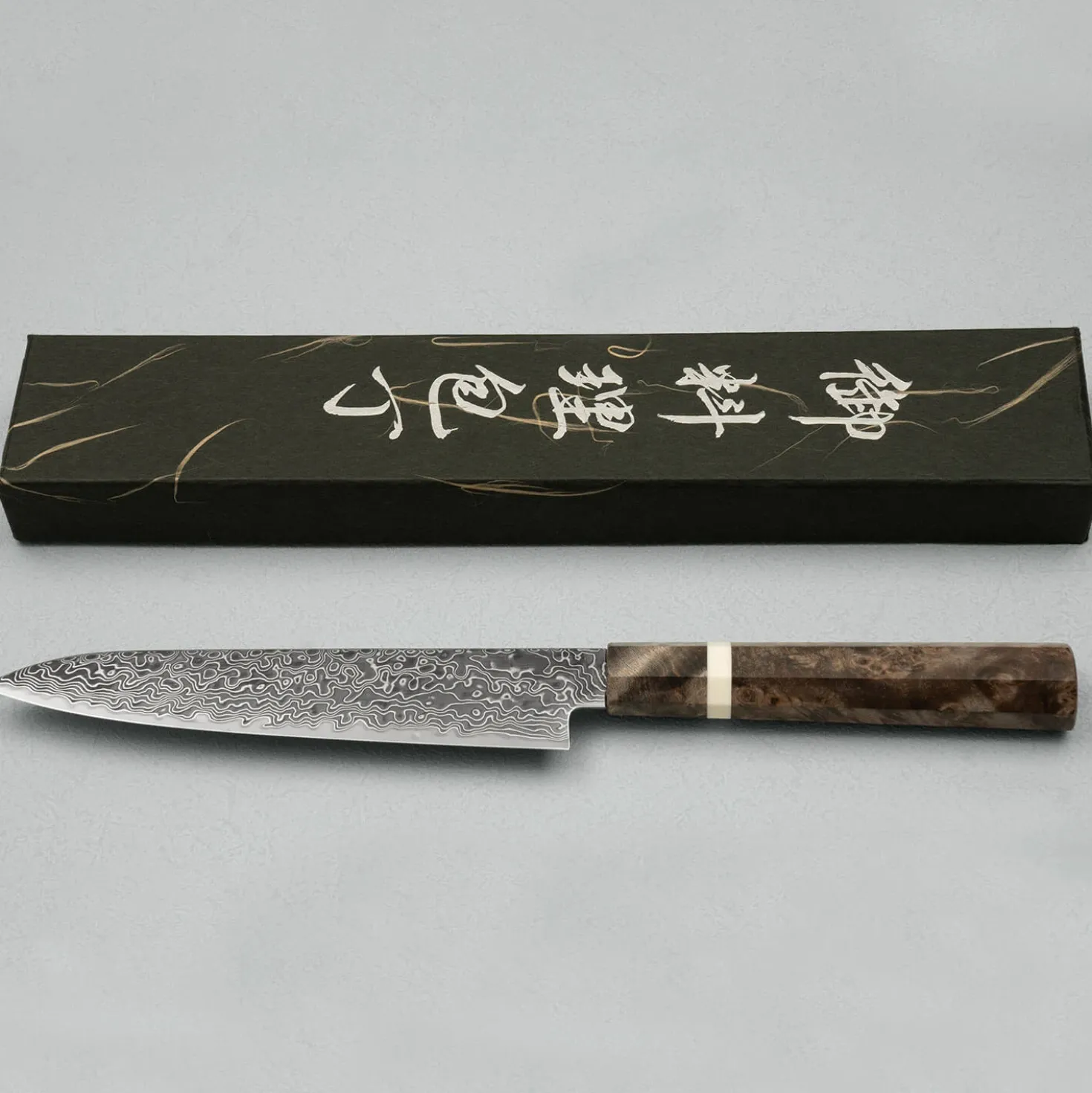 Hatsukokoro Ryuhyo SG2 Damast Kurozome Birch Petty 15 cm