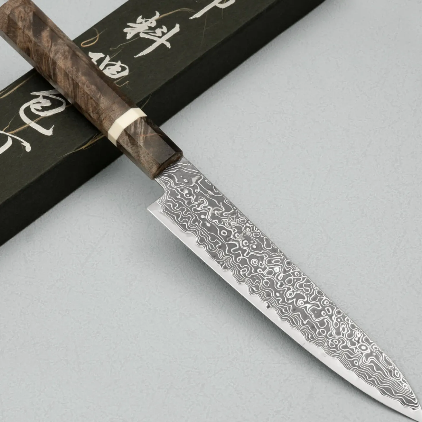 Hatsukokoro Ryuhyo SG2 Damast Kurozome Birch Petty 15 cm