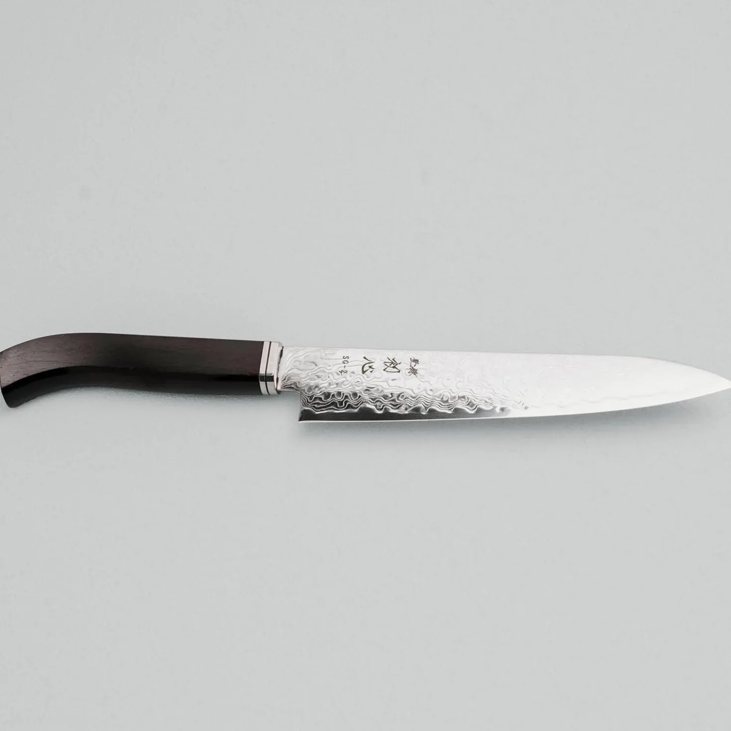 Hatsukokoro Ryuhyo SG2 Damast Curved Ebony Petty 15 cm