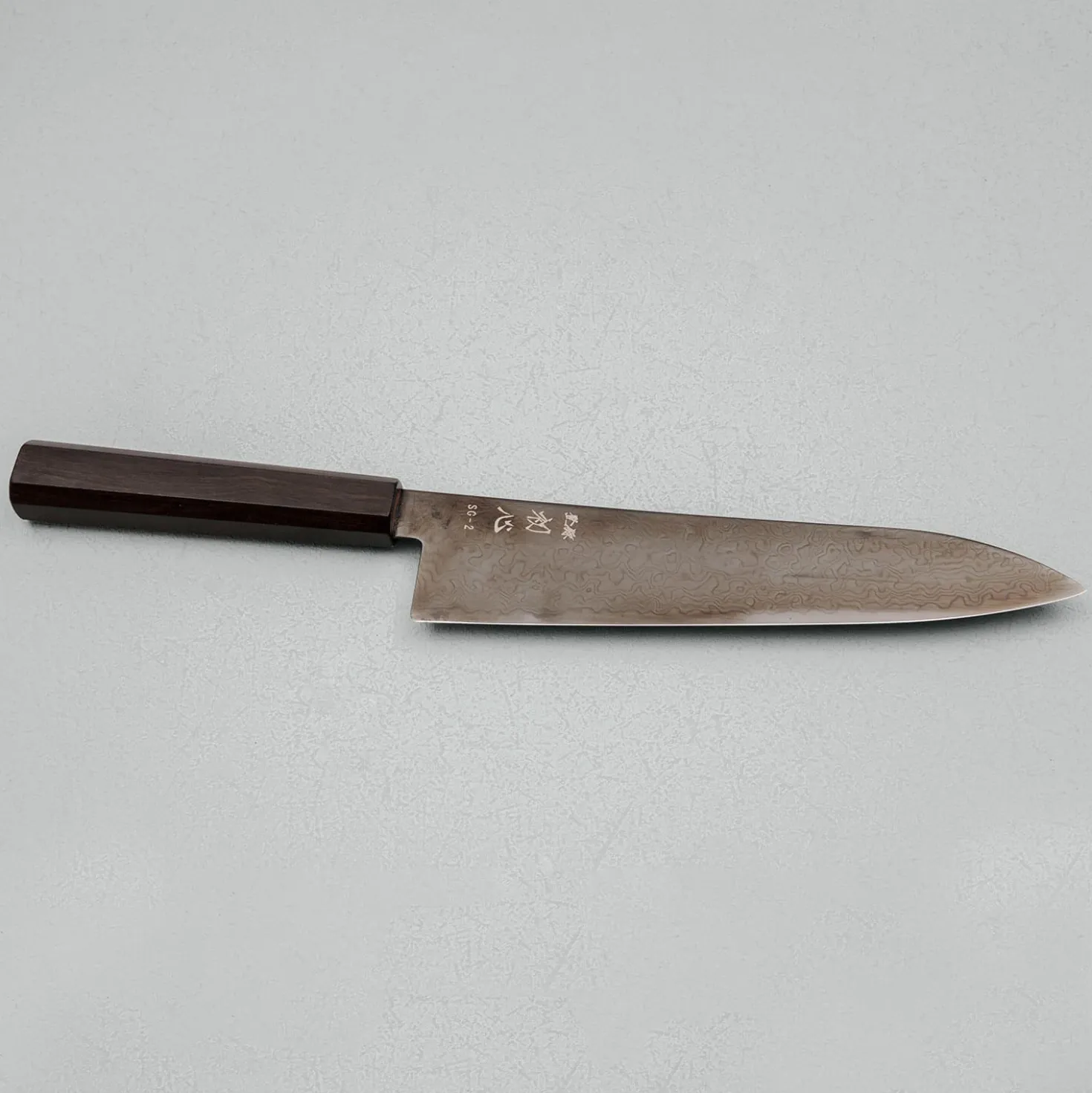 Hatsukokoro Ryuhyo SG2 Damast Ebony Black Coating Gyuto 21 cm