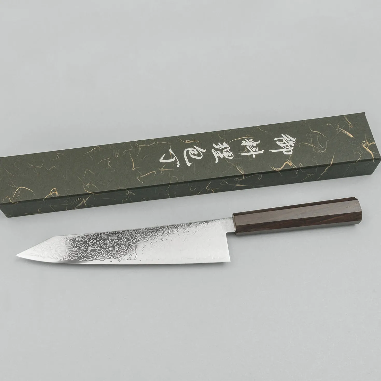 Hatsukokoro Ryuhyo SG2 Damast Ebony Kiritsuke Gyuto 24 cm