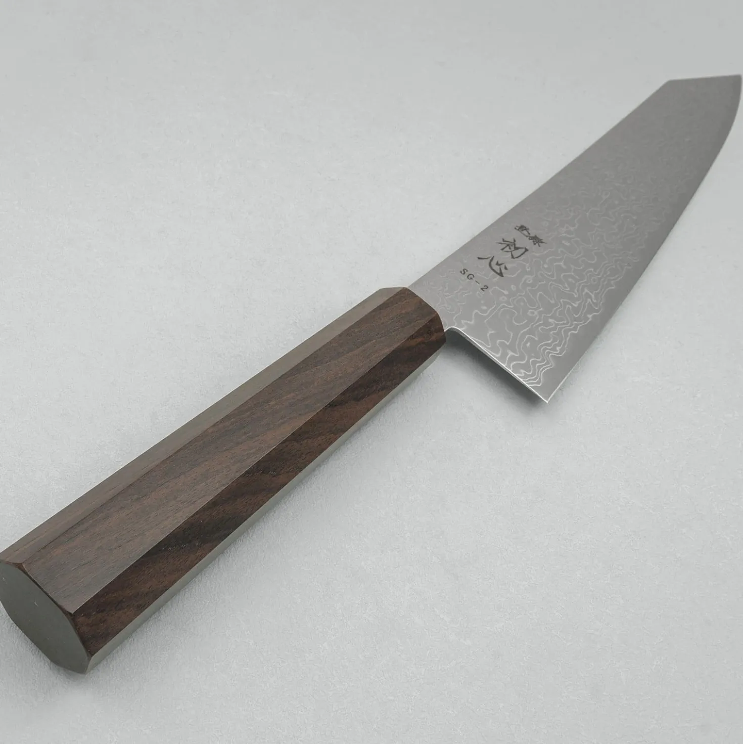 Hatsukokoro Ryuhyo SG2 Damast Ebony Kiritsuke Gyuto 24 cm