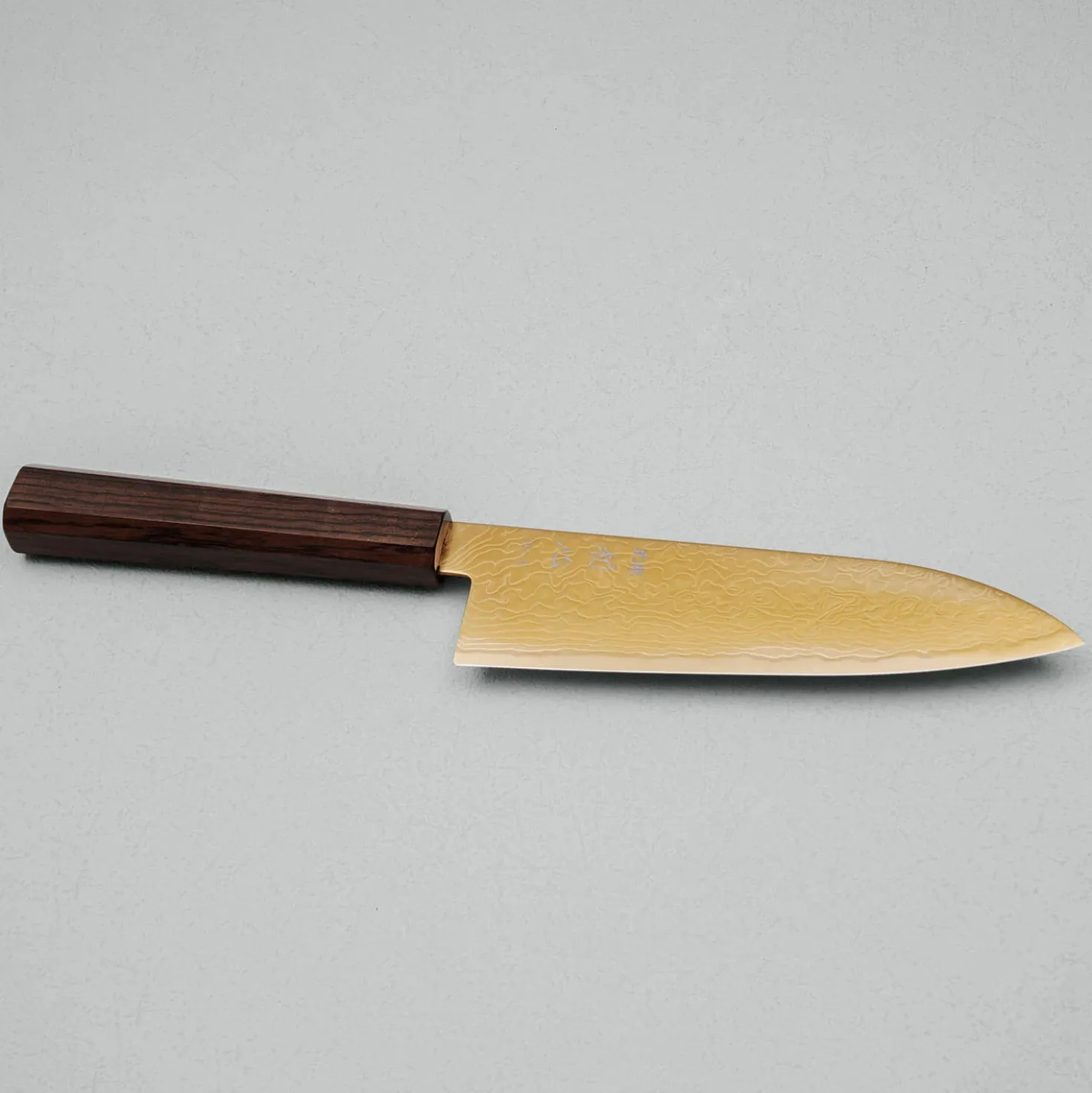 Hatsukokoro Ryuhyo SG2 Damast Ebony Gold Coating Santoku 18 cm