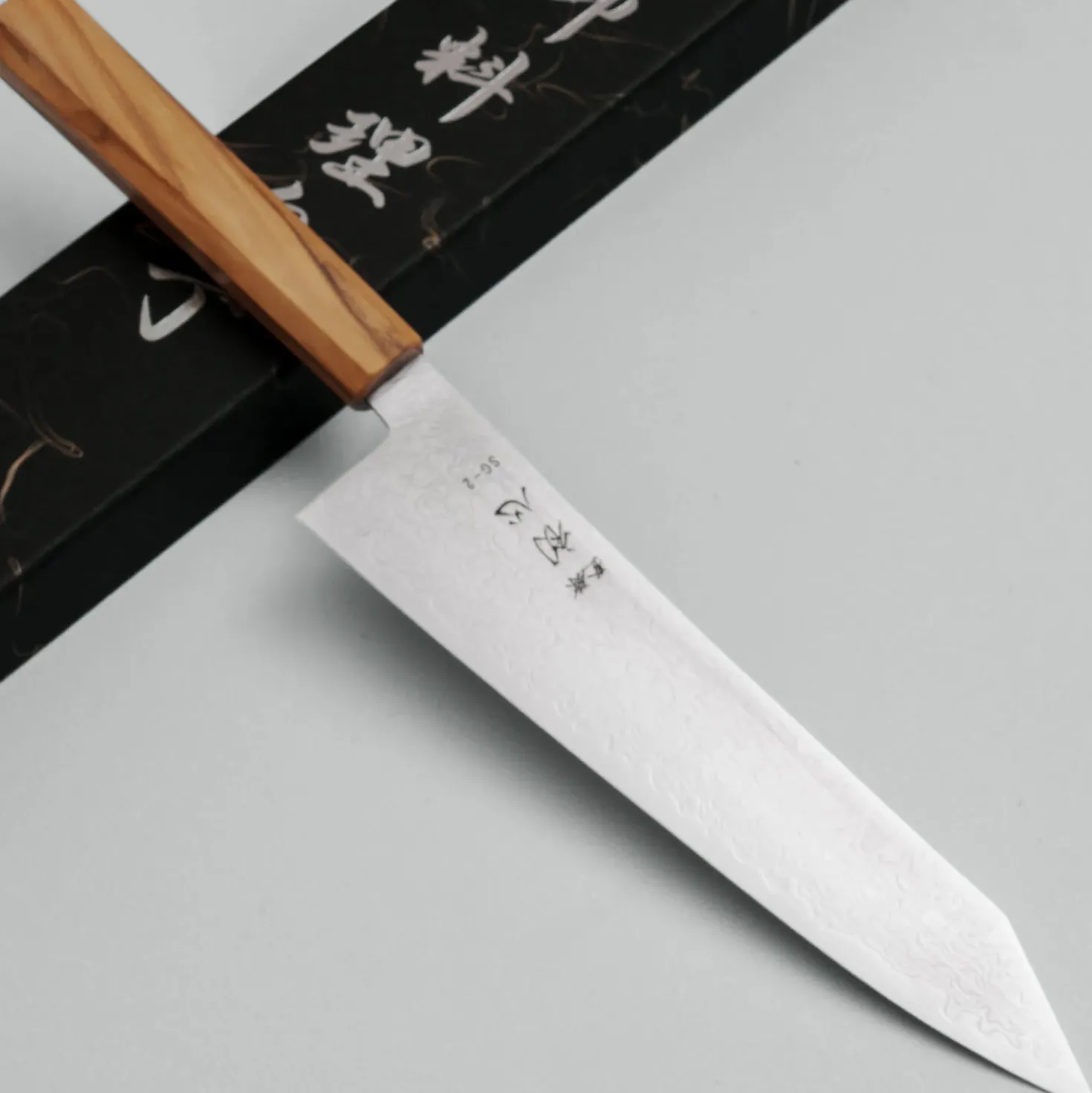 Hatsukokoro Ryuhyo SG2 Damast Olive Kiritsuke Gyuto 21 cm