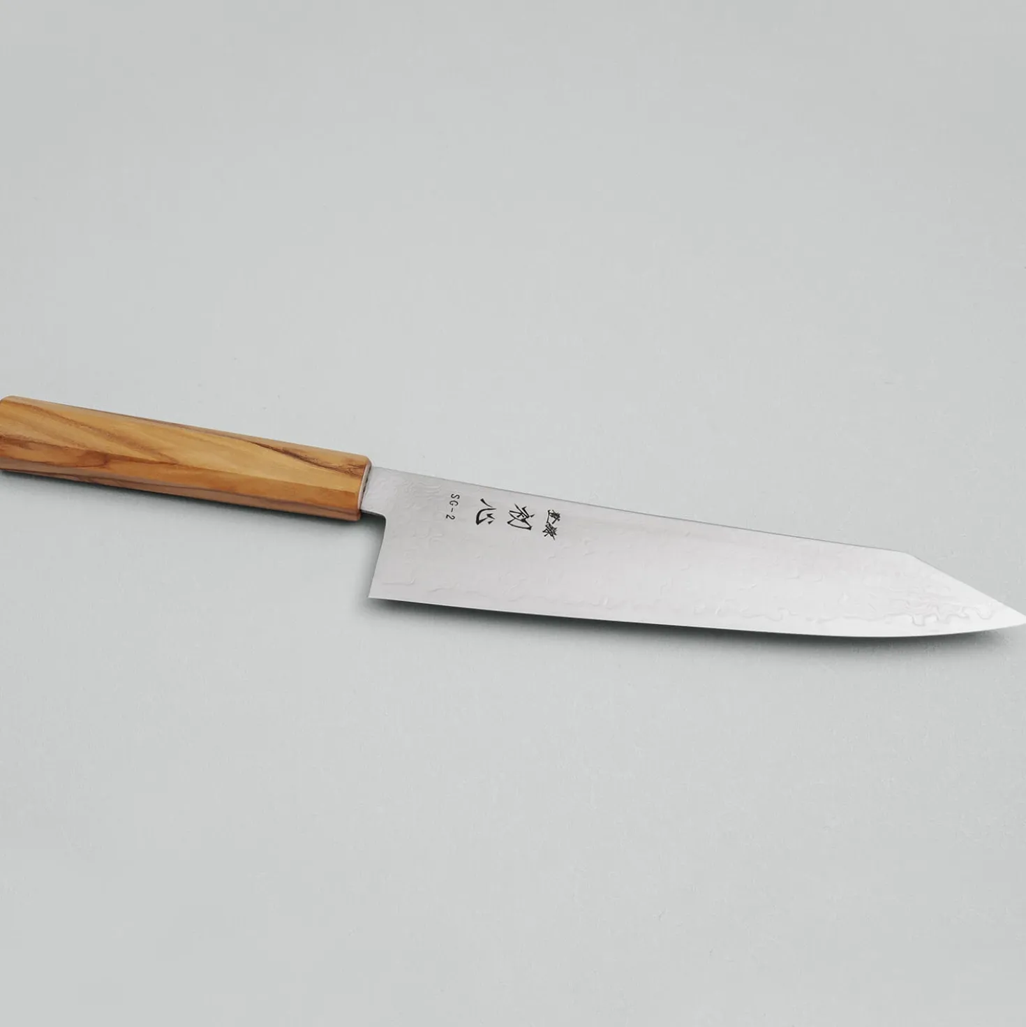 Hatsukokoro Ryuhyo SG2 Damast Olive Kiritsuke Gyuto 21 cm