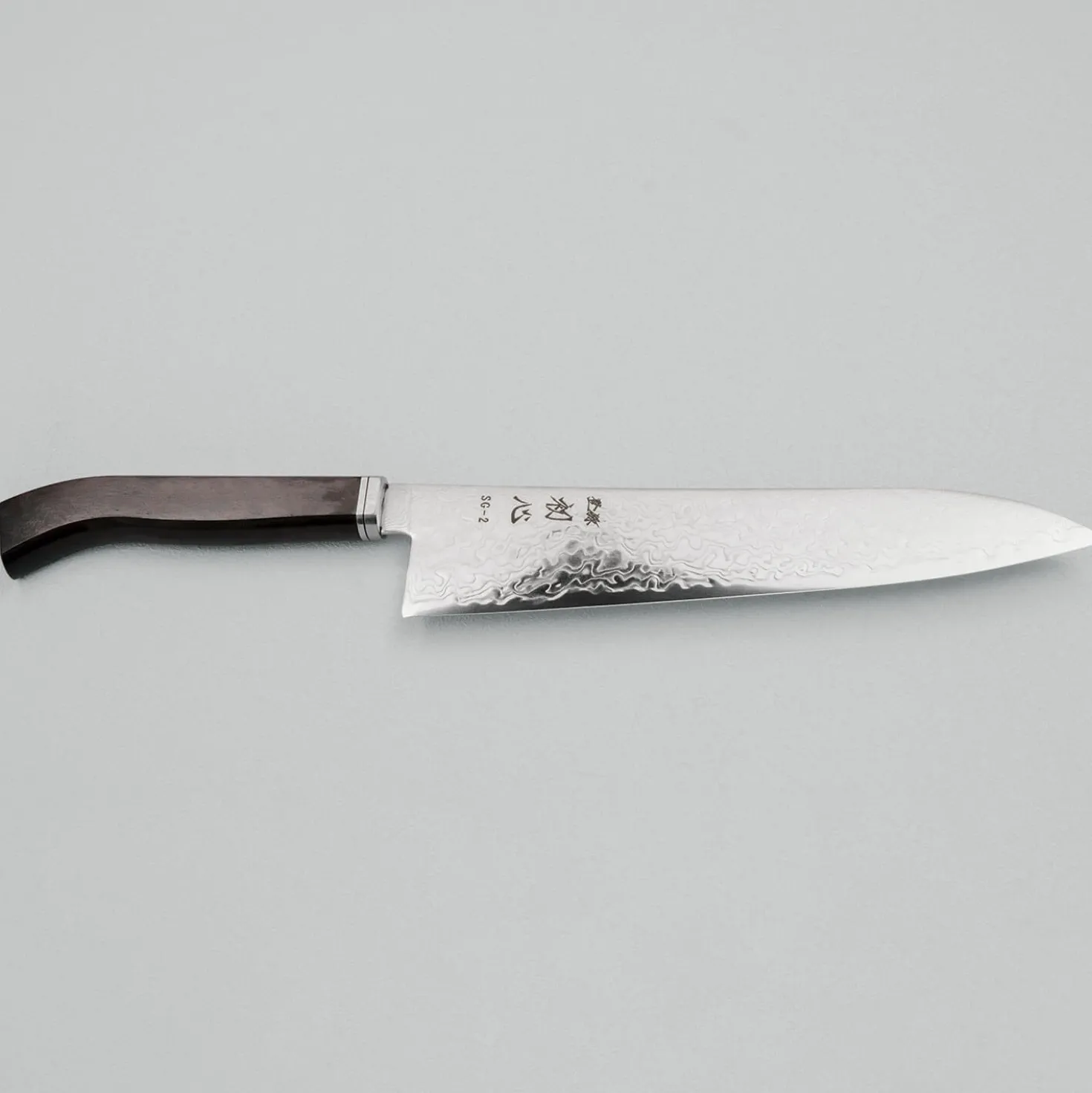 Hatsukokoro Ryuhyo SG2 Damast Curved Ebony Gyuto 21 cm