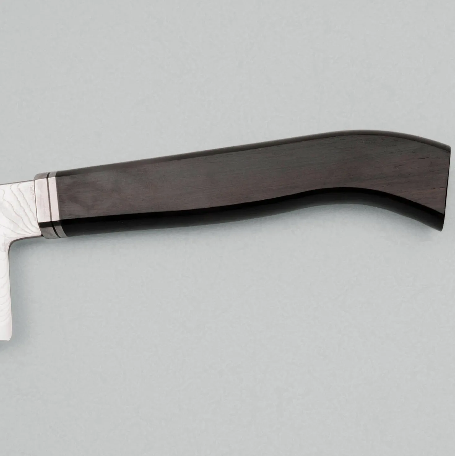 Hatsukokoro Ryuhyo SG2 Damast Curved Ebony Bunka 18 cm